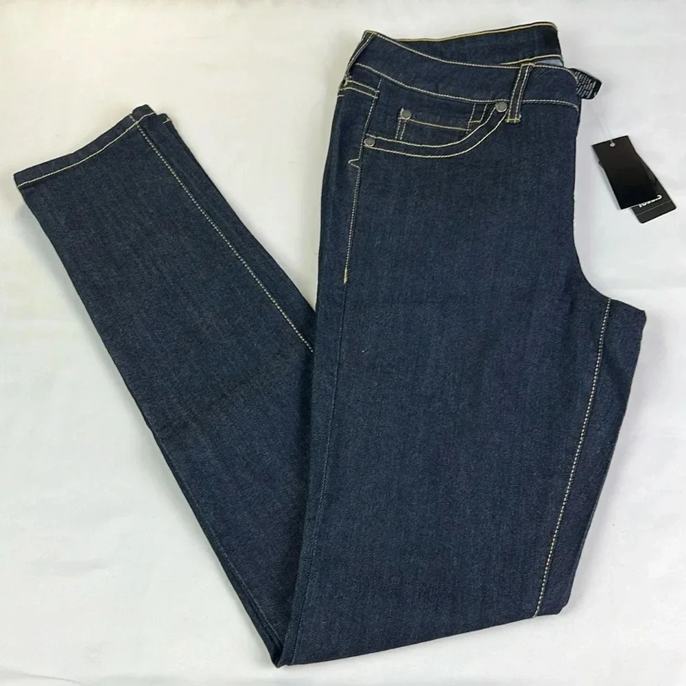 Torrid‎ New Women’s 10 Tall Dark Wash Skinny Pockets Slightly Stretchy Jean